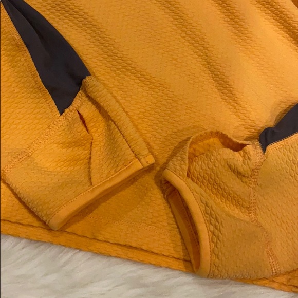 ✨Long Sleeve Zip Up✨ - Picture 5 of 5